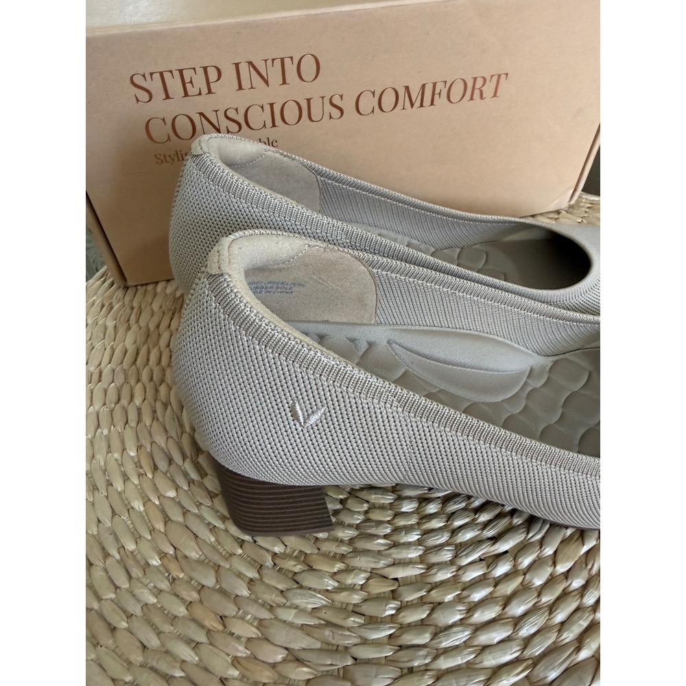 VIVAIA Tamia‎ Almond Toe Block Heel Knit Beige NIB Sustainable Comfort US/10.5 - Picture 6 of 10